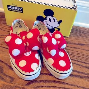 Minnie Mouse Vans